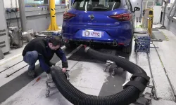 Appareillage véhicule pour essais de pollution banc à rouleaux