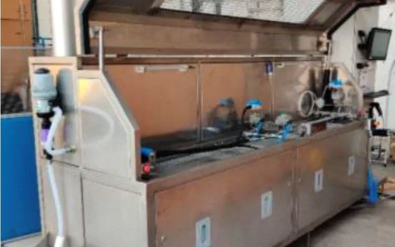 Flexible pressure test rig for burst testing