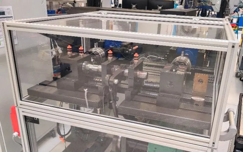 Bearing test bench