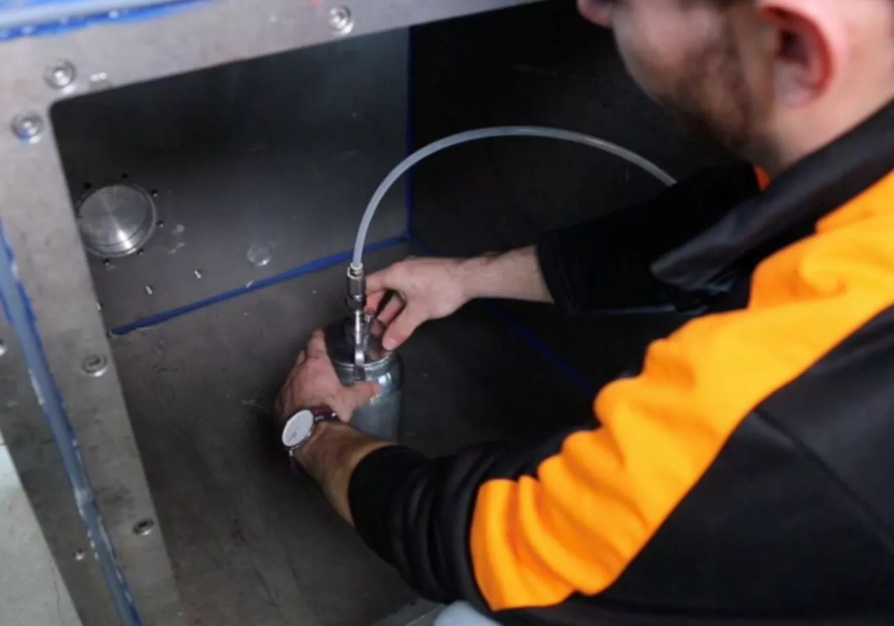 Altitude test chamber