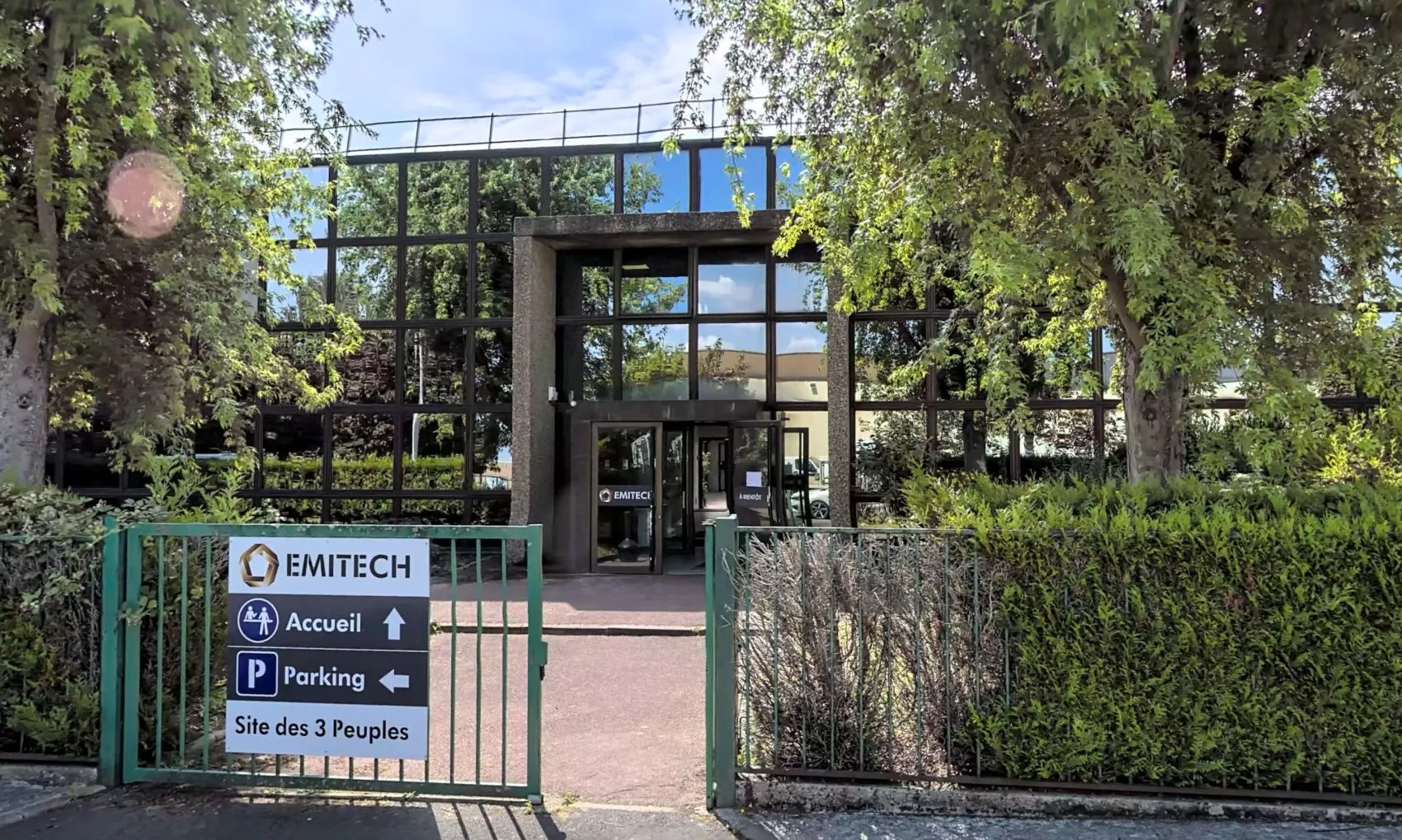 Centre Emitech