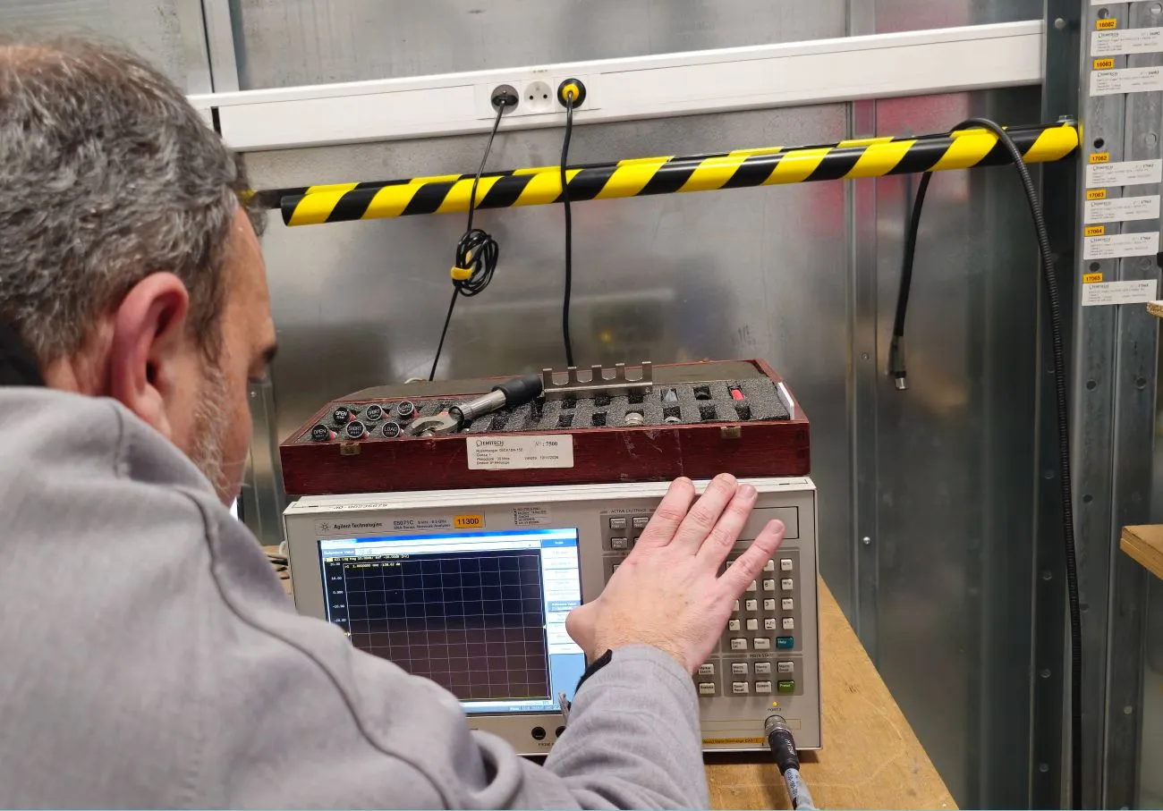 Metrology technicians